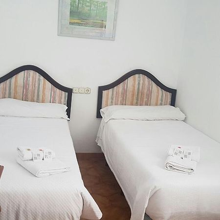 Residencial Rustic Lau Hostel Палма де Майорка Екстериор снимка